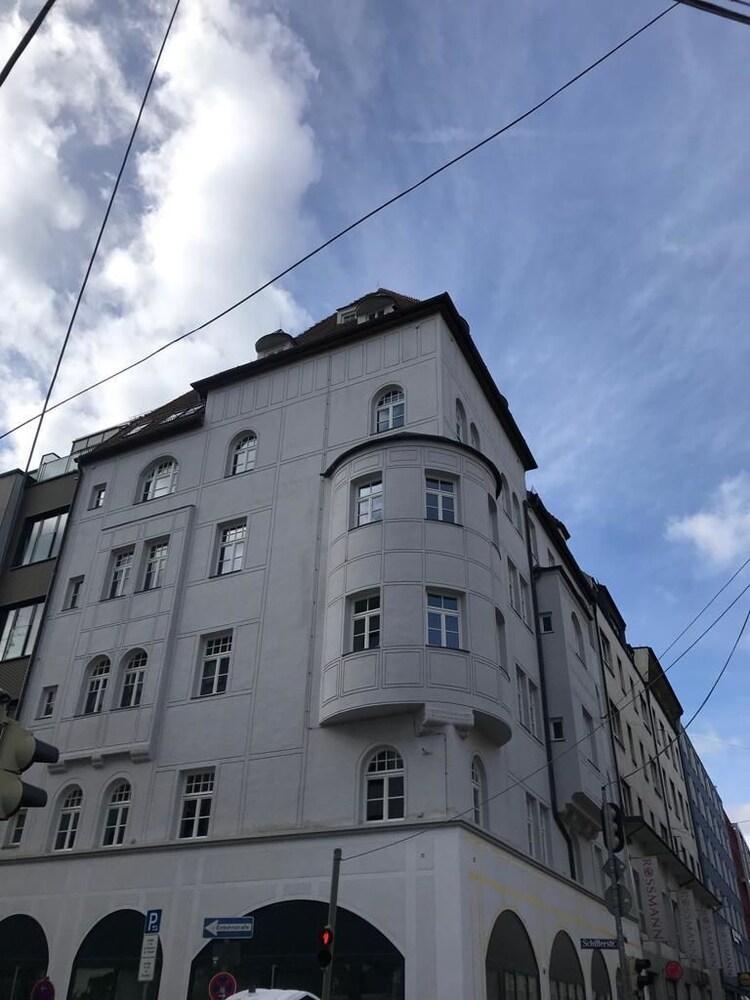 Maison Schiller By Designcity Hotel Munich